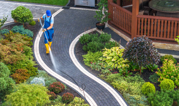 Why Choose Our Certified Pressure Washing Experts for Your Project Needs in Frazeysburg, OH?